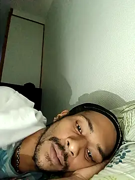 Snapshot of Mikaaa97 chatting on October 7, 3:58 am Mikaaa97 online show from October 7, 3:58 am