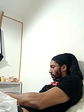 Snapshot of Mikaaa97 chatting on December 16, 6:51 am Mikaaa97 online show from December 16, 6:51 am