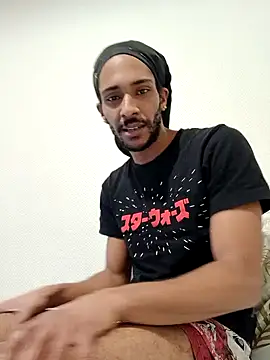 Snapshot of Mikaaa97 chatting on December 18, 6:08 am Mikaaa97 online show from December 18, 6:08 am