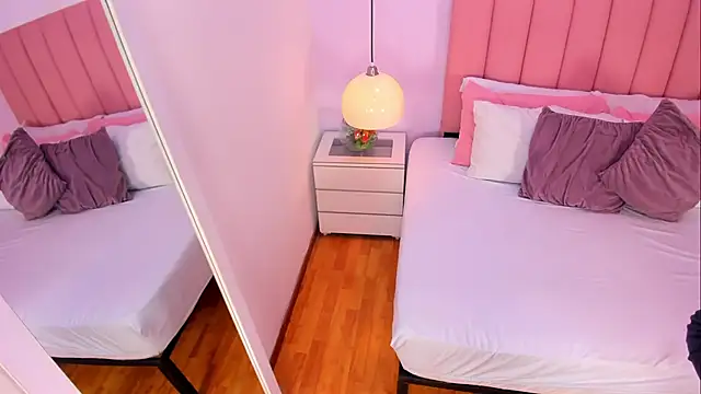 Amy Ferreira online show from September 24, 2:48 am