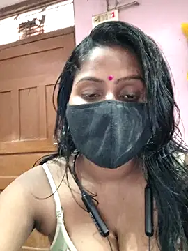 Jasmine Januja online show from October 3, 6:54 am