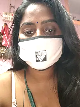 Jasmine Januja online show from November 17, 1:17 pm