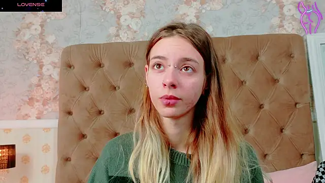 CoraVex online show from October 29, 4:59 am