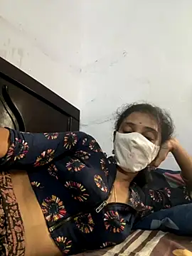 sweetreddy-02 online show from October 3, 8:55 am