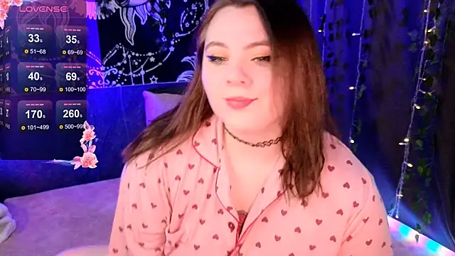 Snapshot of Marshmallowbeauty chatting on October 16, 9:05 pm Marshmallowbeauty online show from October 16, 9:05 pm