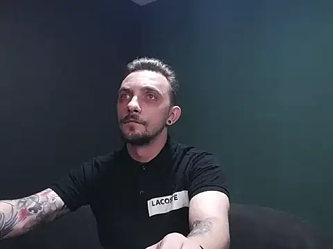 guesswhatbitch online show from September 19, 4:51 pm