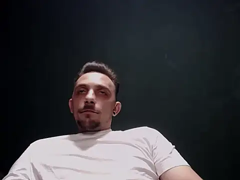 guesswhatbitch online show from September 28, 7:41 pm