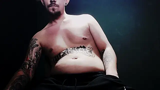 guesswhatbitch online show from October 20, 8:09 pm