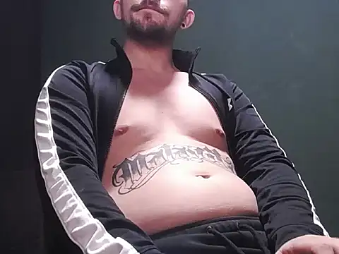 guesswhatbitch online show from November 6, 3:46 pm