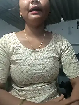 Hot Shredha online show from September 27, 12:32 pm