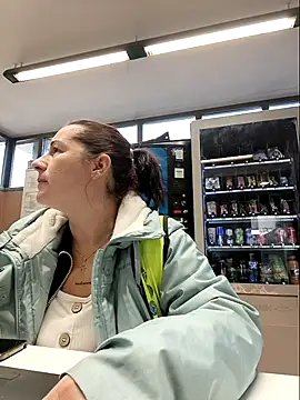 Snapshot of bichota85 chatting on November 24, 11:10 am bichota85 online show from November 24, 11:10 am