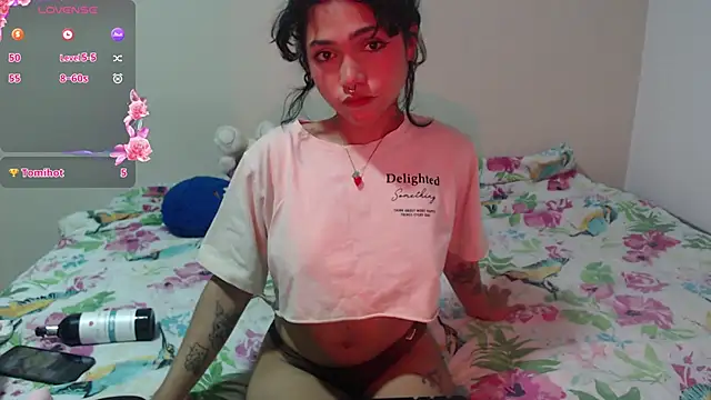 Snapshot of Cataleya_naz chatting on November 29, 1:19 am Cataleya naz online show from November 29, 1:19 am