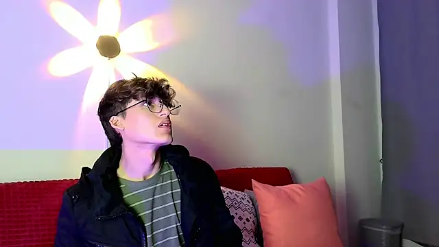 bellmontneon online show from September 30, 11:15 am