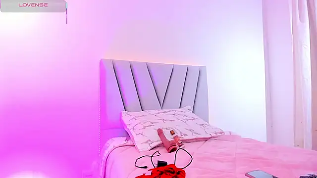 Doll lauren online show from October 17, 5:59 pm