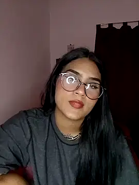 Renata Zoe online show from November 10, 1:37 am