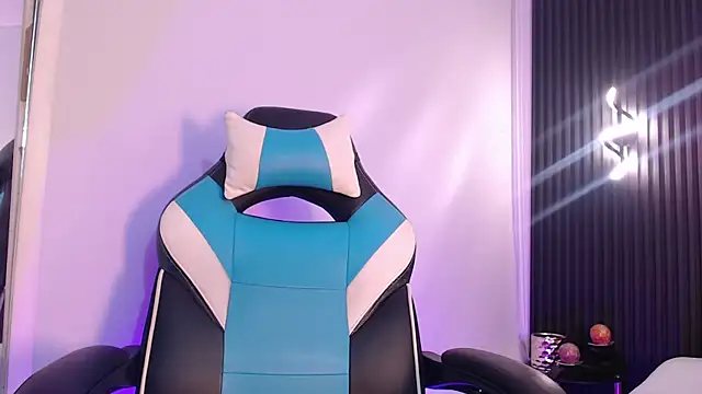 Scarleett Moon online show from November 17, 4:07 am