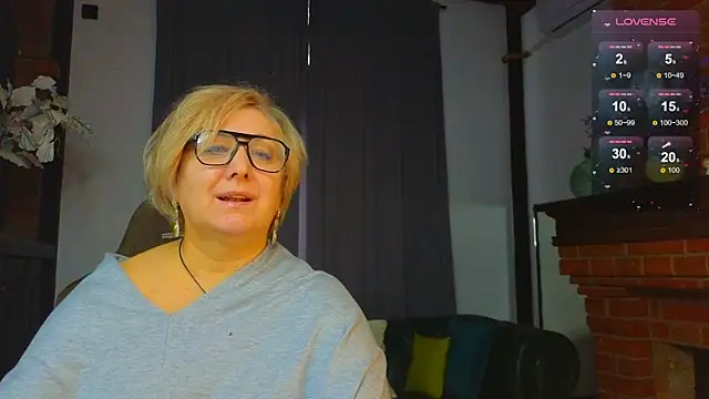 Marta Wils online show from October 29, 3:31 am