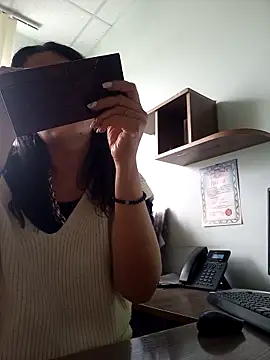 ValeriaLove43211 online show from September 29, 7:57 am