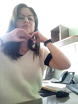 ValeriaLove43211 online show from October 8, 8:01 am