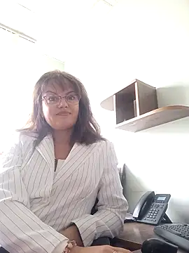 ValeriaLove43211 online show from October 28, 9:46 am