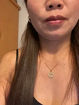 Milky-milk online show from November 3, 2:40 pm