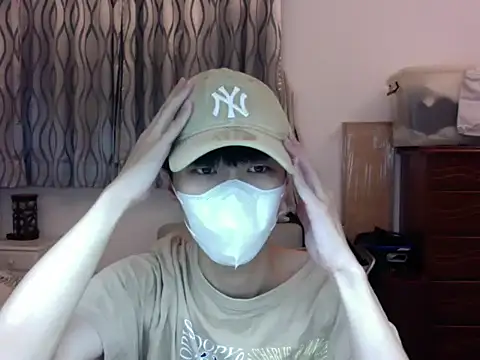 kai101010 online show from October 1, 4:13 pm