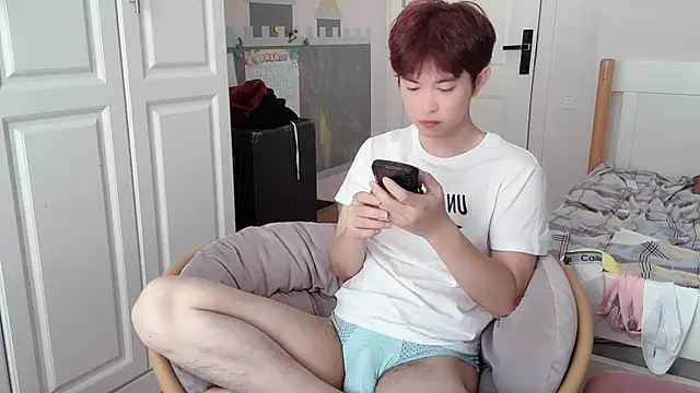 xlong00099 online show from October 3, 4:53 am