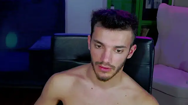 DominicValente online show from November 5, 9:48 pm