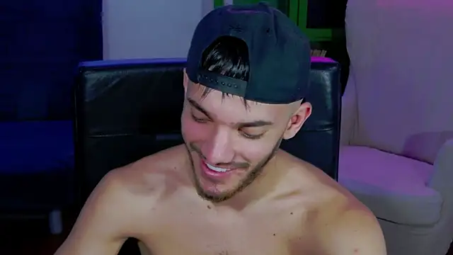 DominicValente online show from November 7, 4:51 pm