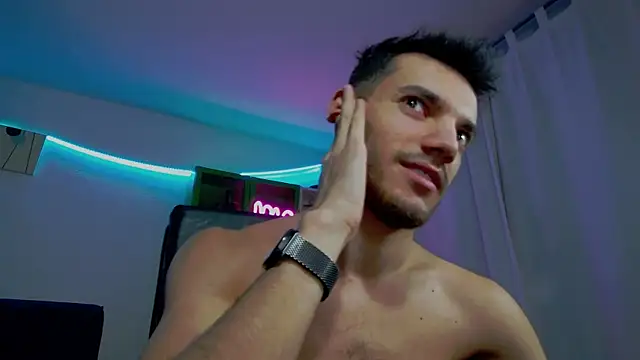 DominicValente online show from November 20, 7:13 pm