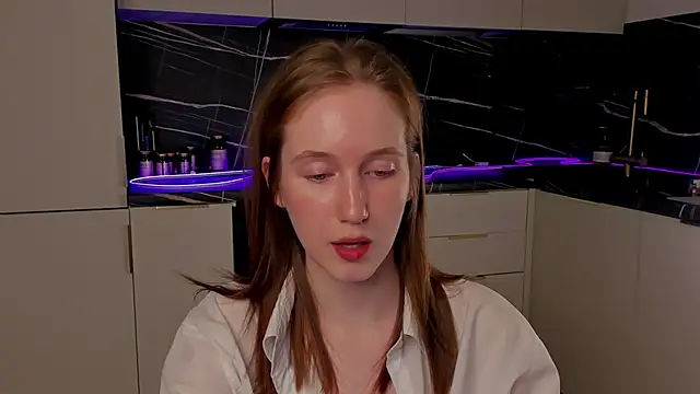 CrystalSoul  online show from November 27, 5:53 am