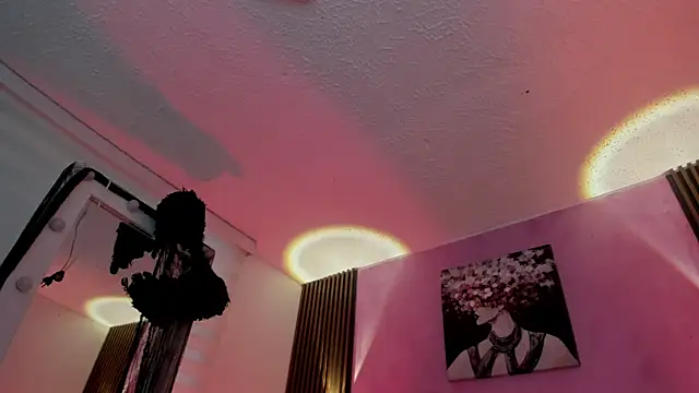 Snapshot of Damian_Rock chatting on November 24, 7:57 pm Damian Rock online show from November 24, 7:57 pm