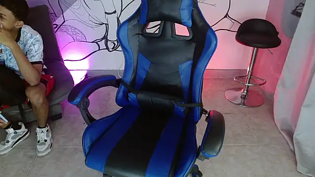 deivid bigcock1 online show from November 18, 12:16 am