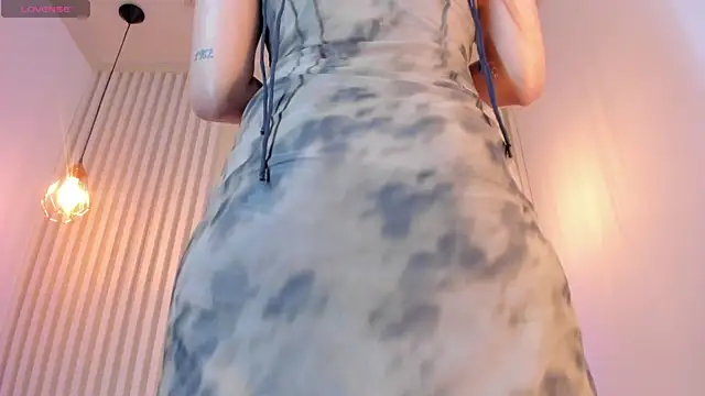 rossvega online show from November 9, 8:40 pm