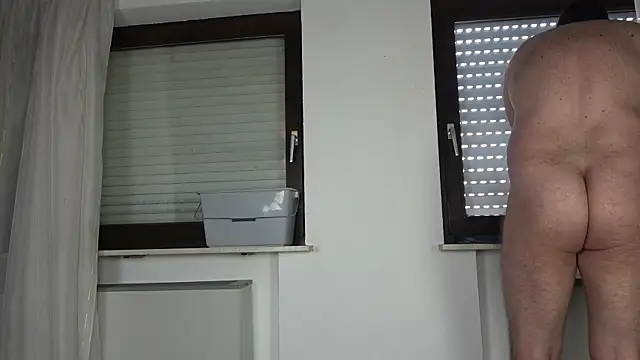 hiddenman87 online show from September 17, 9:16 pm