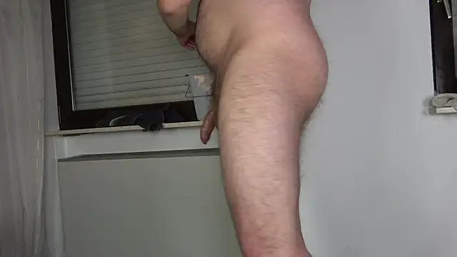 hiddenman87 online show from October 1, 7:53 pm