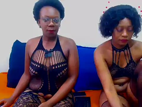 SexyCloe45 online show from November 7, 5:29 am