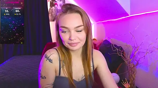 KitsyMoore online show from September 23, 1:36 pm