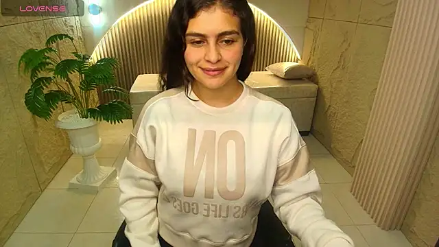 dany r  online show from October 3, 1:19 pm