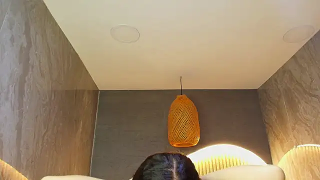 dany r  online show from October 17, 1:03 pm