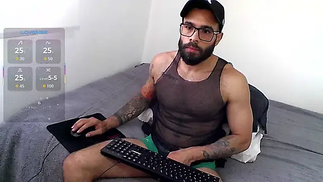 htrebor87 online show from October 15, 6:52 pm