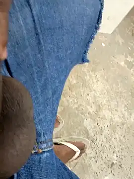 preto3561 online show from September 29, 8:13 pm