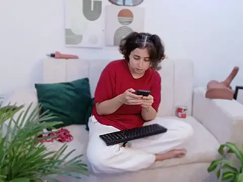 dirty feelena online show from October 17, 7:05 pm