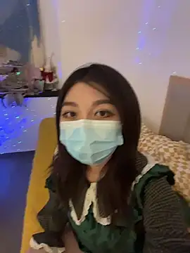 Snapshot of fioralba chatting on October 23, 12:43 am fioralba online show from October 23, 12:43 am