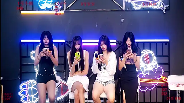 Shinygirls 777 online show from September 25, 12:25 am