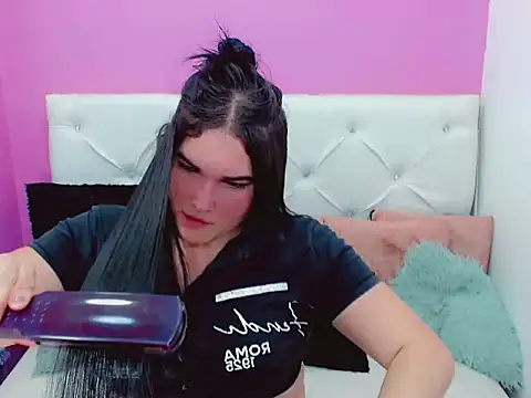 x daniiela x online show from October 3, 7:33 pm