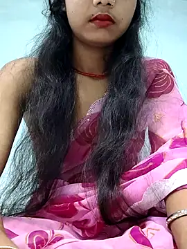Snapshot of PRACHI-743 chatting on October 4, 1:25 am PRACHI-743 online show from October 4, 1:25 am