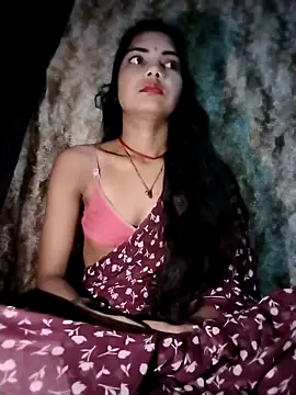 Snapshot of PRACHI-743 chatting on October 28, 1:20 am PRACHI-743 online show from October 28, 1:20 am