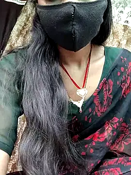 Snapshot of PRACHI-743 chatting on November 12, 1:39 am PRACHI-743 online show from November 12, 1:39 am