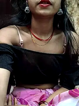 Snapshot of PRACHI-743 chatting on November 13, 1:37 am PRACHI-743 online show from November 13, 1:37 am